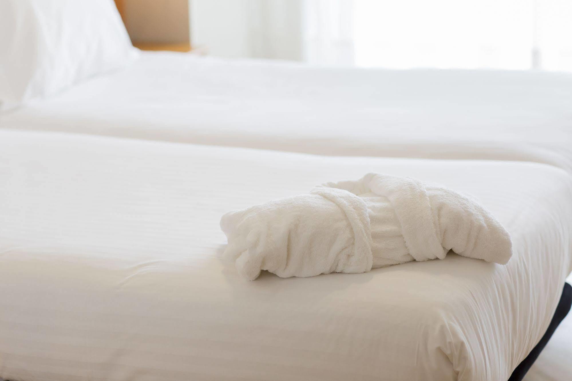 بنبلونة Suites Sercotel Mirasierra المظهر الخارجي الصورة